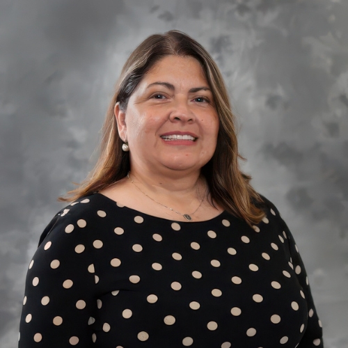 Hon. Claudia Yañez